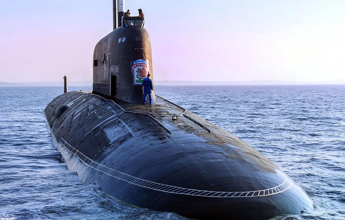 putin's nuclear submarine detected off uk coast