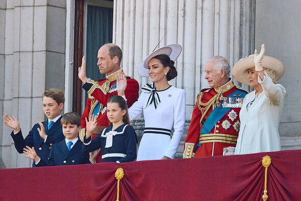 princess kate's choice of hat ‘was subtle tribute to king charles', says expert