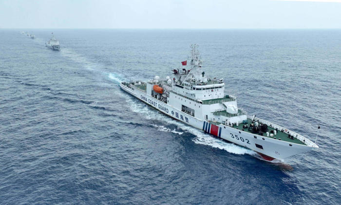 chińska straż przybrzeżna upoważniona do zatrzymywania cudzoziemców na morzu południowochińskim