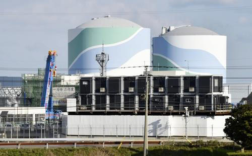 일본 정부, 노후 원전 멈춘 만큼 새 원전 짓는다