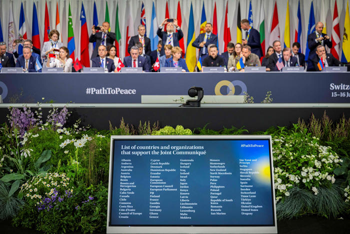 rauhankonferenssin loppuasiakirjassa vaadittiin vuoropuhelua ja ukrainan alueellisen koskemattomuuden kunnioittamista