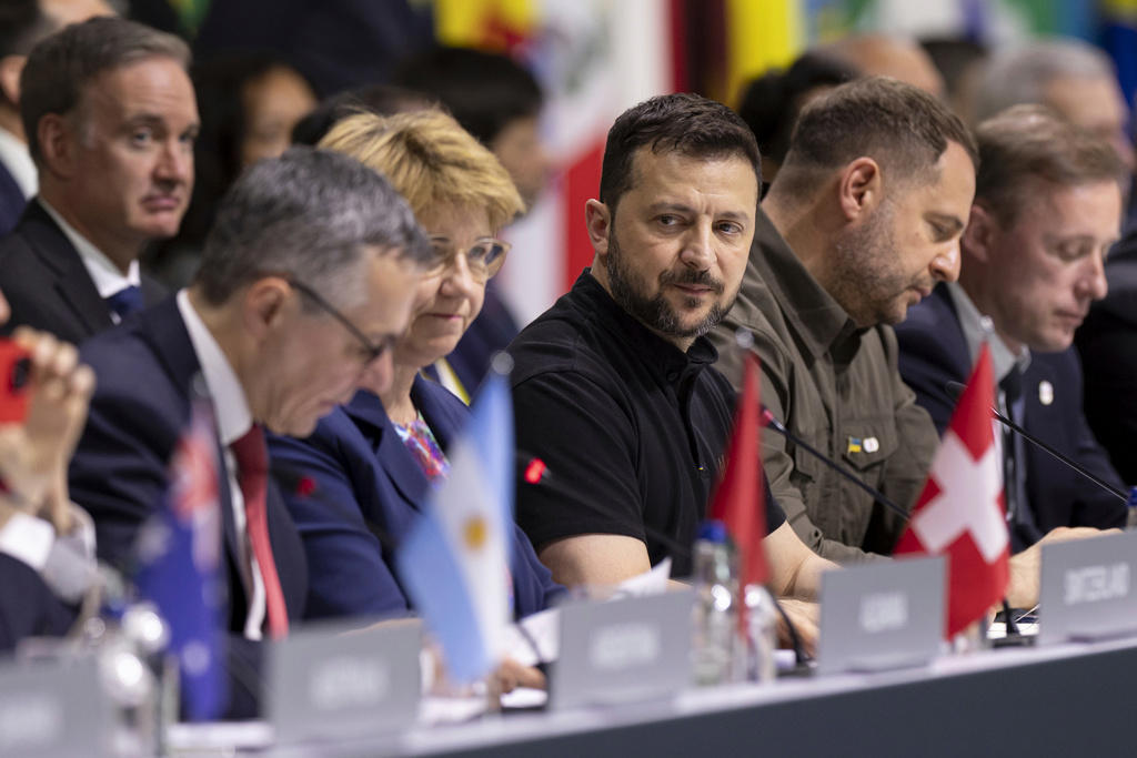 toppmöte kräver ukrainas territoriella rätt