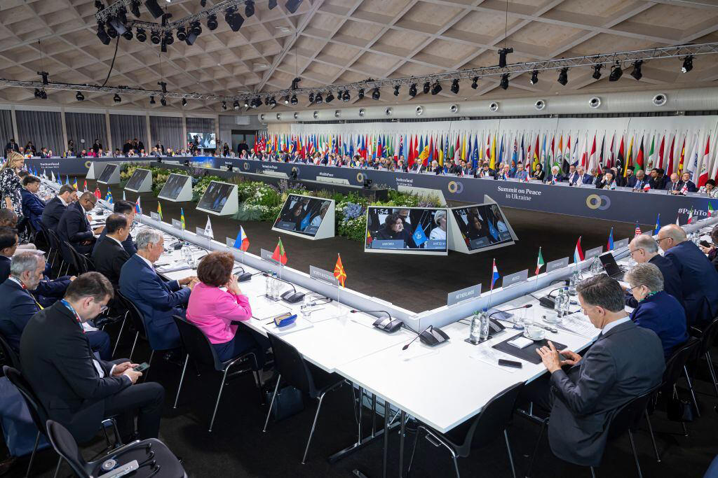 cumbre de paz de ucrania cierra con una declaración que no firmaron 13 países