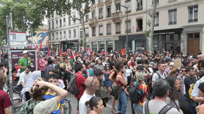 manifestation contre l'extrême droite: entre 15.000 personnes, selon la cgt, et 9.600, selon la préfecture, à lyon