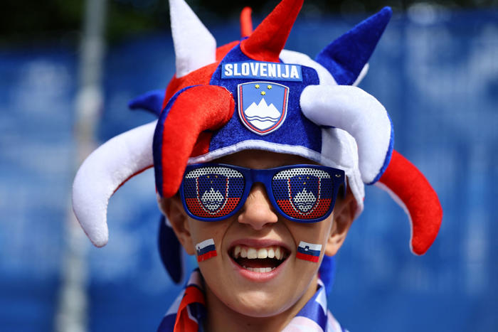 slovenia vs denmark live! euro 2024 match stream, latest score and goal updates today