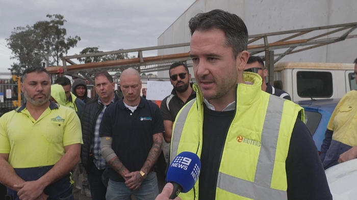 tradies left $1m out of pocket after building firm collapse