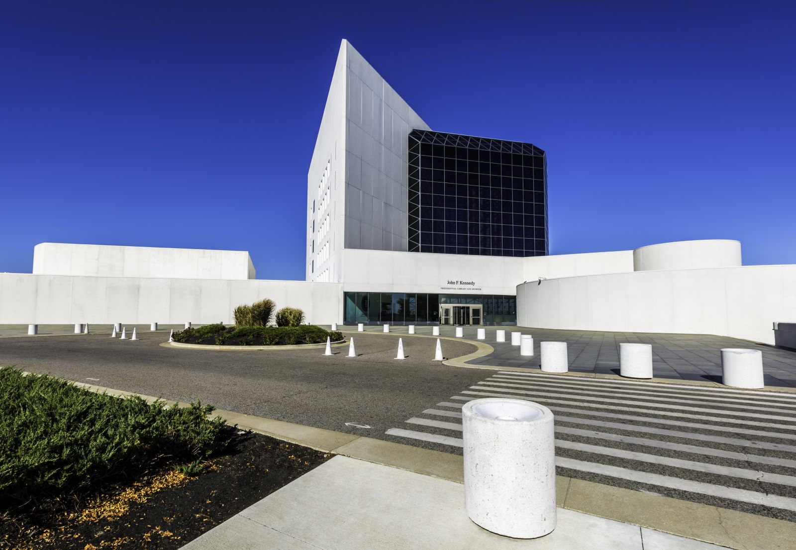 <p class="wp-caption-text">Image Credit: Shutterstock / Marcio Jose Bastos Silva</p>  <p>Dive into the life and legacy of JFK at his presidential library and museum in Boston. The building itself is an architectural gem with stunning views of the city.</p>