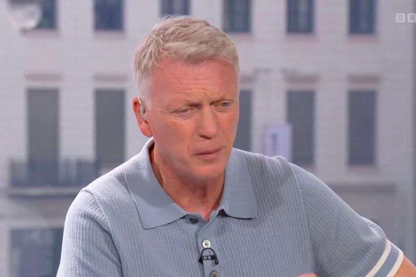 david moyes pays emotional tribute to kevin campbell after ex-everton star's tragic death
