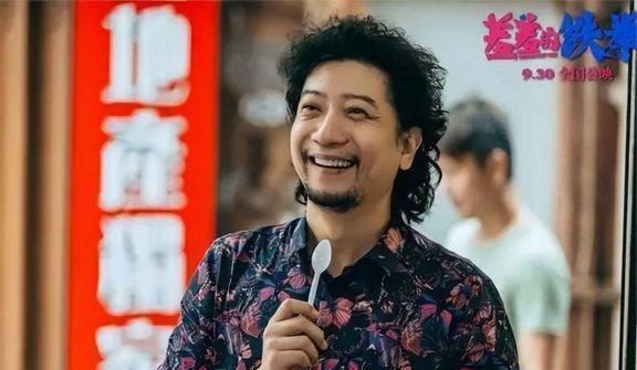 他是知名演员：因《色戒》和汤唯分手，转身娶美妻爆红却花了24年