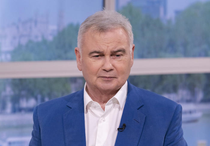 eamonn holmes 'to be offered £250,000 fee for itv reality show stint'