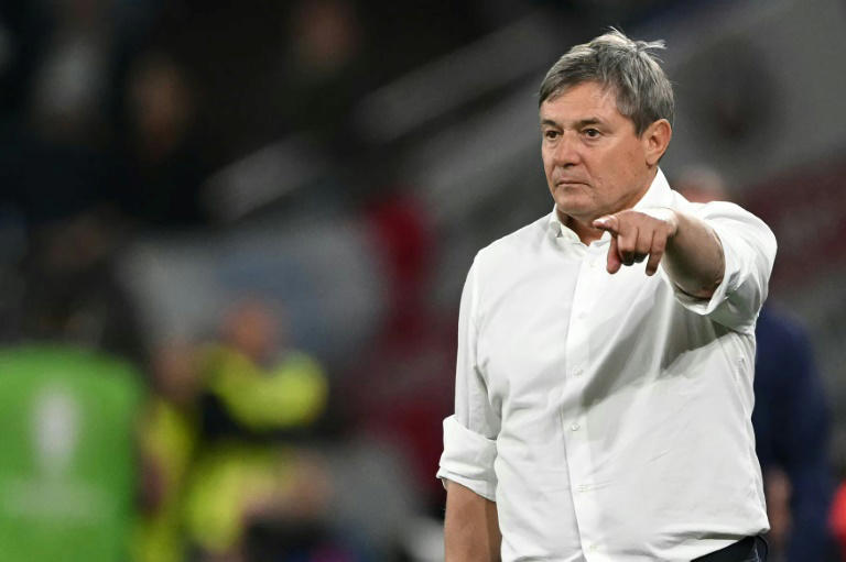 serbia 'didn't deserve' england defeat, says coach stojkovic