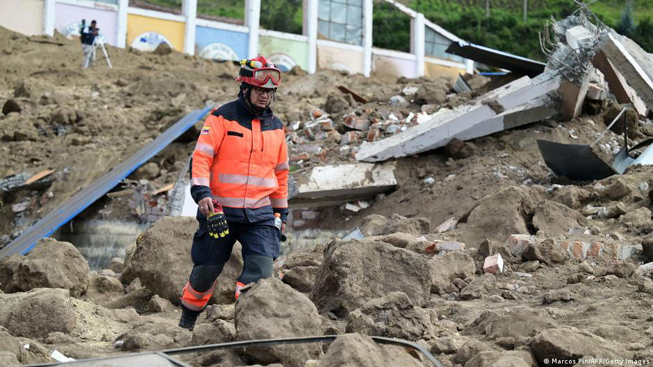 deslizamiento de tierra deja seis muertos en ecuador