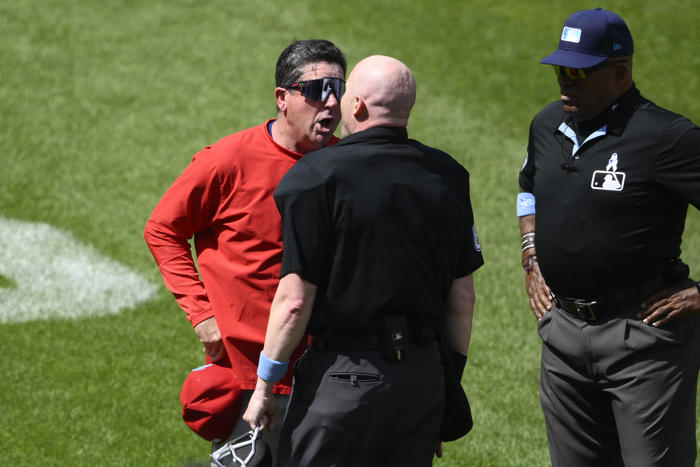 phillies manager rob thomson ejected in the 6th inning during an animated argument