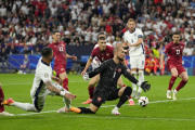 fotbalisté anglie zahájili euro výhrou nad srbskem, gól vstřelil bellingham