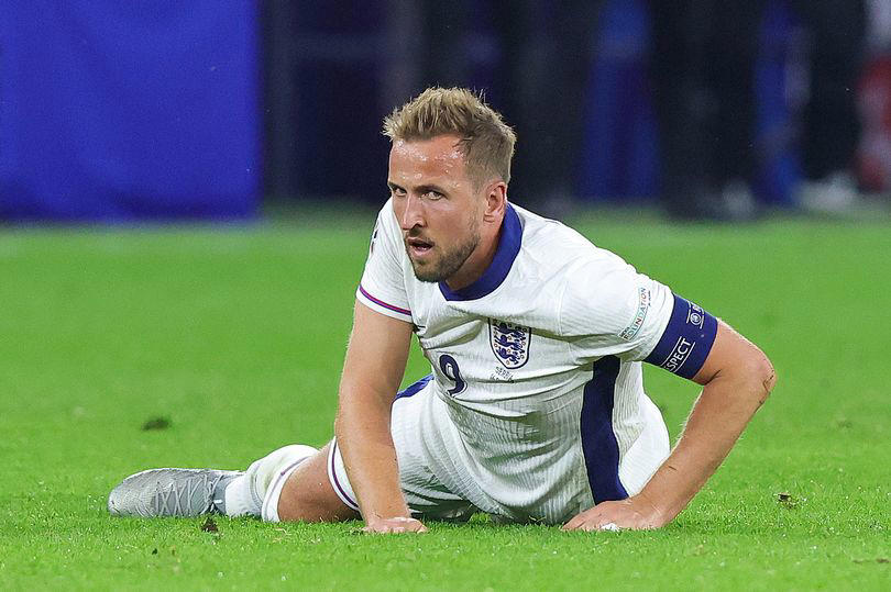 harry kane's wife shows support for england captain after he's trolled for serbia post