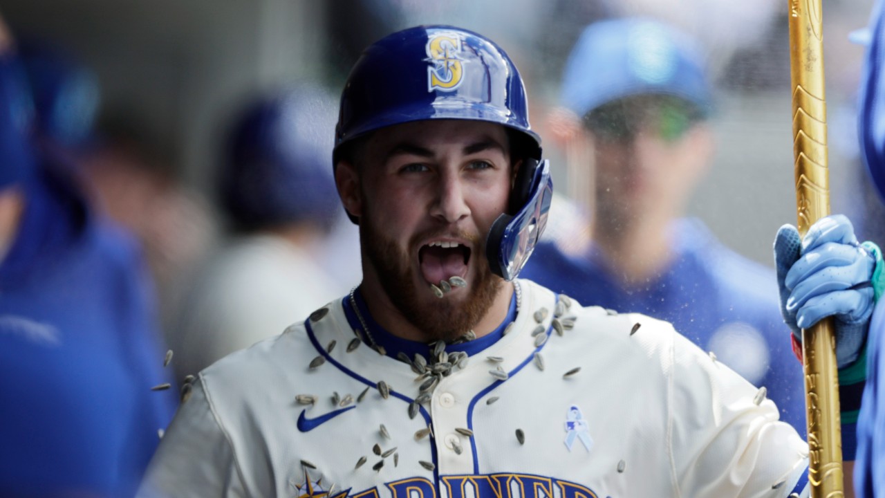 MLB Roundup: Mariners Blank Rangers To Complete Sweep