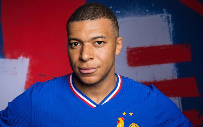 kylian mbappe is a global superstar, but not universally embraced in france