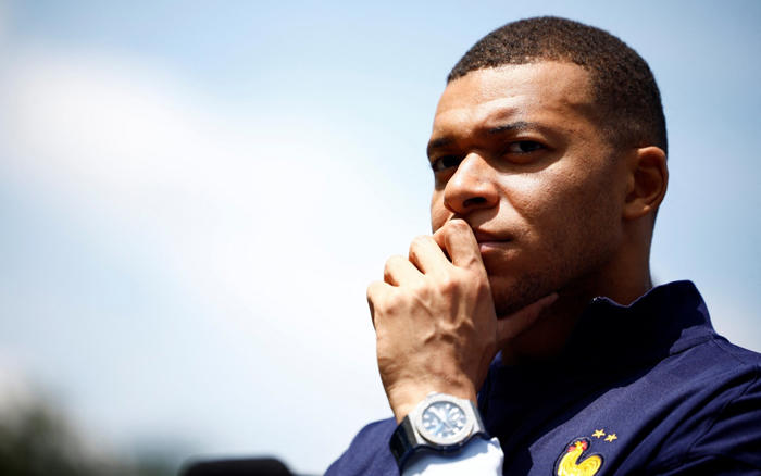 kylian mbappe is a global superstar, but not universally embraced in france