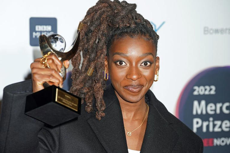 Little Simz with her trophy after winning the 2022 Mercury Prize