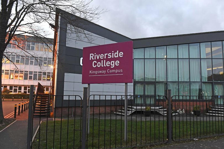 The ‘outstanding’ Cheshire college with thousands of students