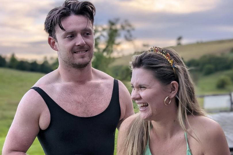 coronation street actor engaged after hilarious hot tub proposal as he's congratulated by co-stars