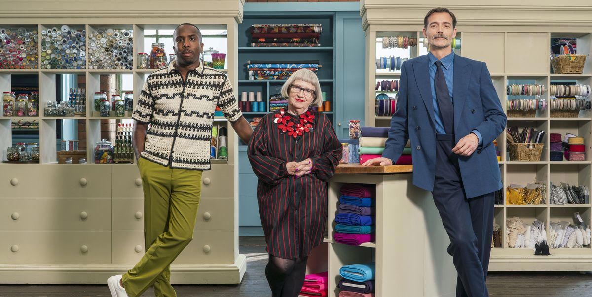 there's an important announcement about this week's sewing bee