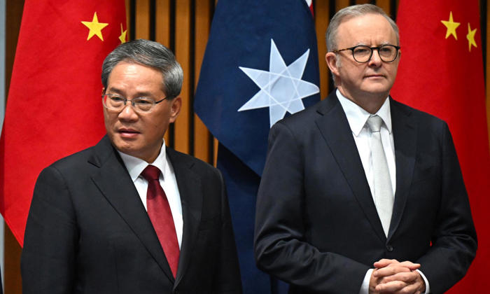 chinese premier’s australia visit overshadowed by officials’ apparent attempt to block cheng lei’s view at event