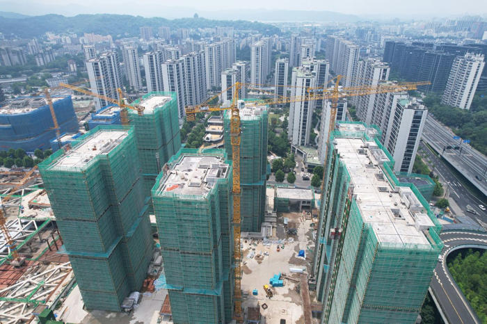 china’s housing market woes deepen despite stimulus