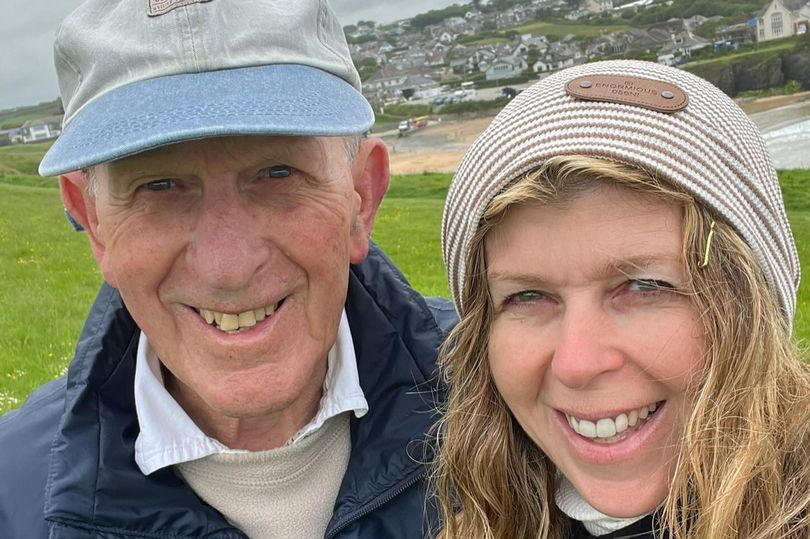 kate garraway visits derek draper's grave on father's day and posts heartbreaking tribute