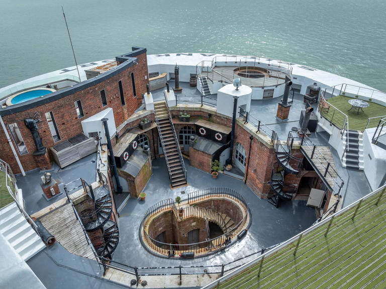 Spitbank Fort and No Man's Fort in Solent up for auction with Savills ...