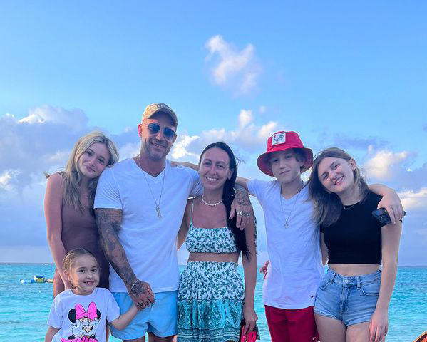 all about justin bieber's parents, mom pattie mallette and dad jeremy bieber