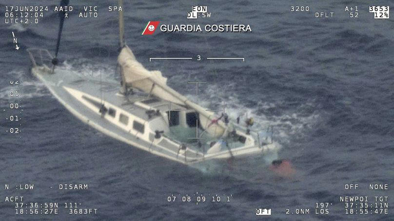 újabb két bevándorlókkal telezsúfolt hajó süllyedt el a földközi-tengeren, rengetegen eltűntek
