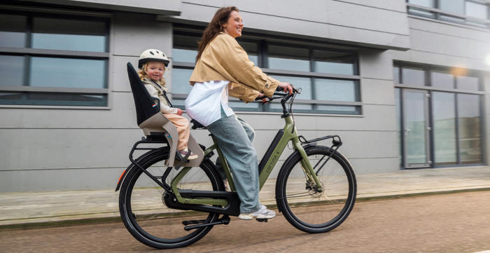 cortina richt zijn nieuwe e-bike op druk-druk-druk-ouders