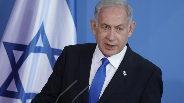az izraeli miniszterelnök feloszlatja a háborús kabinetet