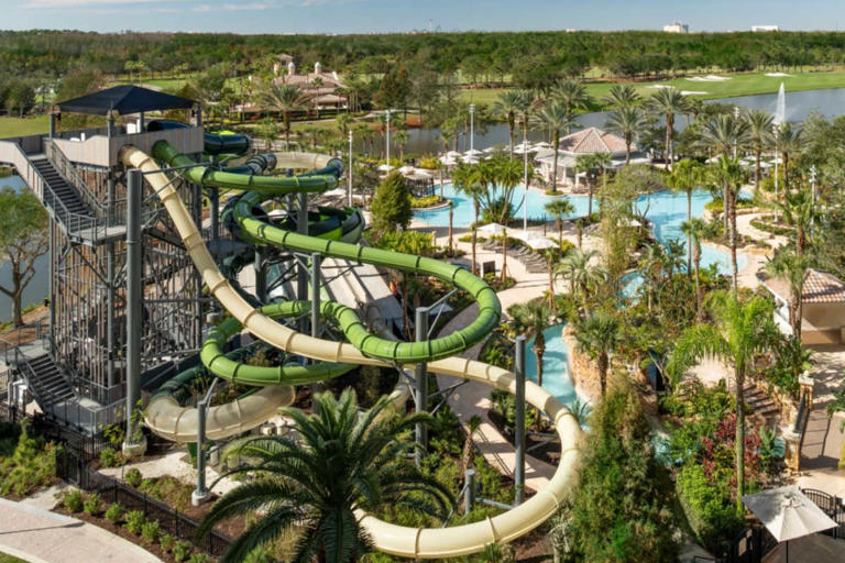Looking for a place to stay in Orlando with kids? There are some of our favorite Orlando resorts that families are sure to love!
