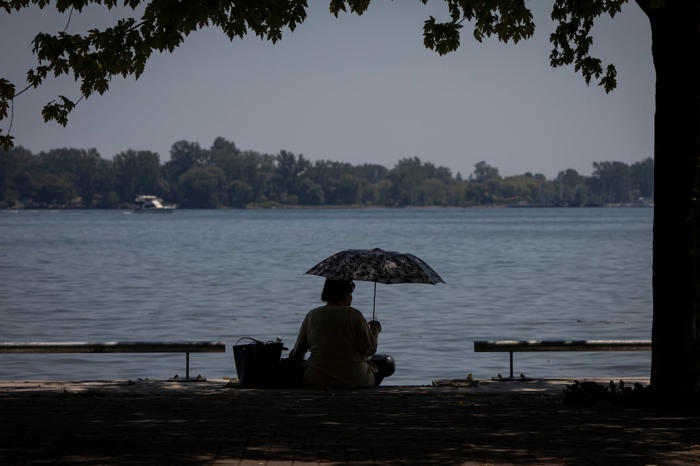 4 things to know about the 'oppressive' heat wave descending on ontario and quebec
