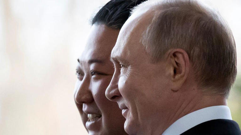 Vladimir Putin e Kim Jong-un vêm se aproximando há algum tempo