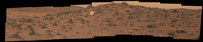 nasa rover discovers boulder 
