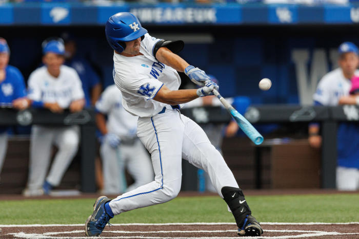 2024 college world series live: updates, lineups and more for texas a&m vs. kentucky