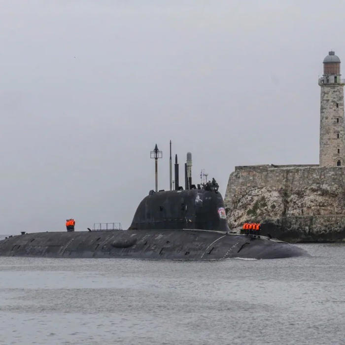 submarino ruso kazan sale de la habana mientras crecen tensiones internacionales