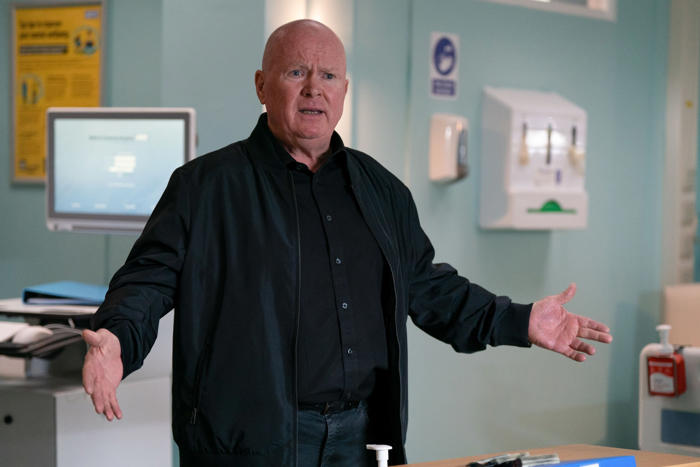 all spoilers about the three new mitchells as it spectacularly kicks off in eastenders