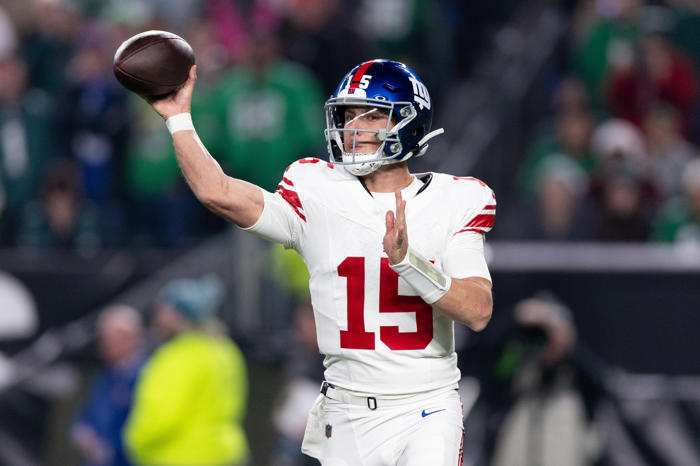 insider explains why giants may keep both drew lock and tommy devito