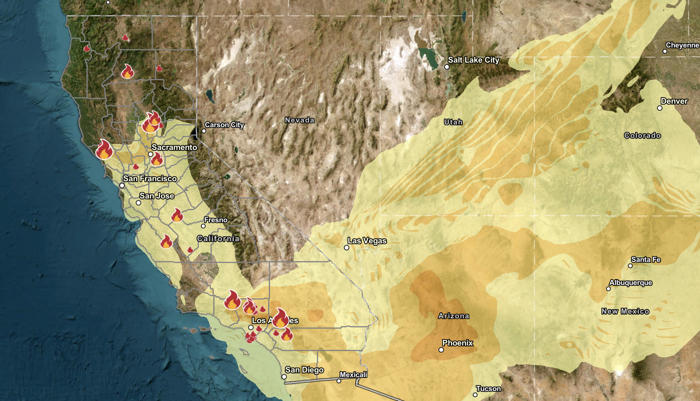 maps show where wildfires are spreading in california