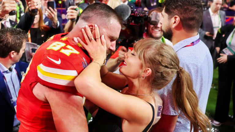 PHOTO: Taylor Swift Seemingly Provides Answer To Travis Kelce Breakup Rumors With Interesting Social Media Activity