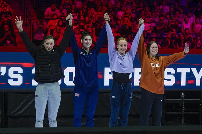 a night for familiar names at us swim trials. ledecky, murphy, king and grimes win