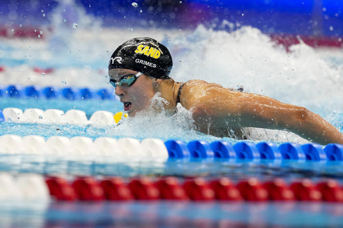 a night for familiar names at us swim trials. ledecky, murphy, king and grimes win