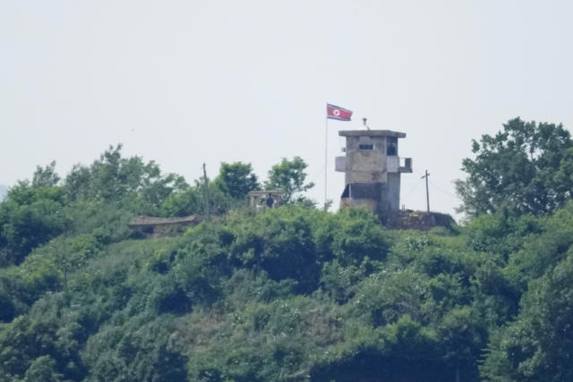 efectivos sudcoreanos realizan disparos de advertencia a soldados norcoreanos en la frontera