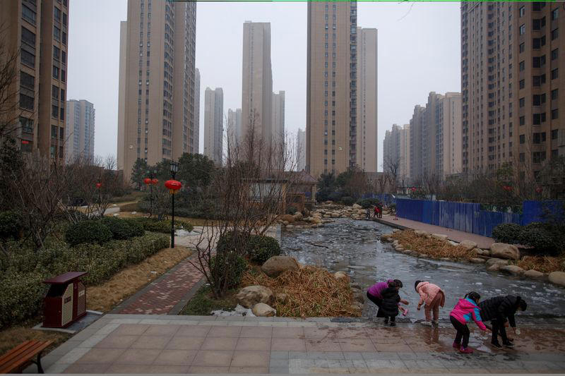 china's property measures give sales a boost, but only in big cities