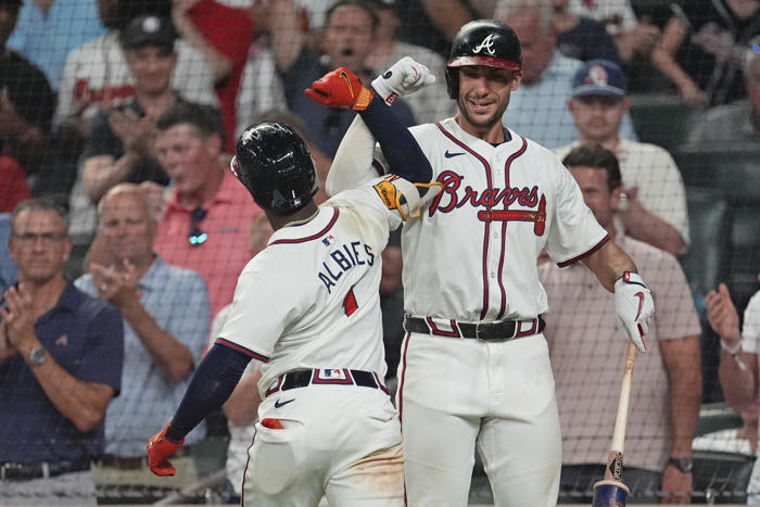 albies hits go-ahead homer in 8th as braves overcome strong start by olson and beat tigers 2-1