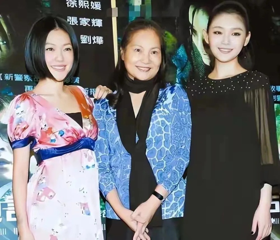 S妈不忍了！网传s妈怒斥张兰：有了新媳妇不要再来消费我女儿